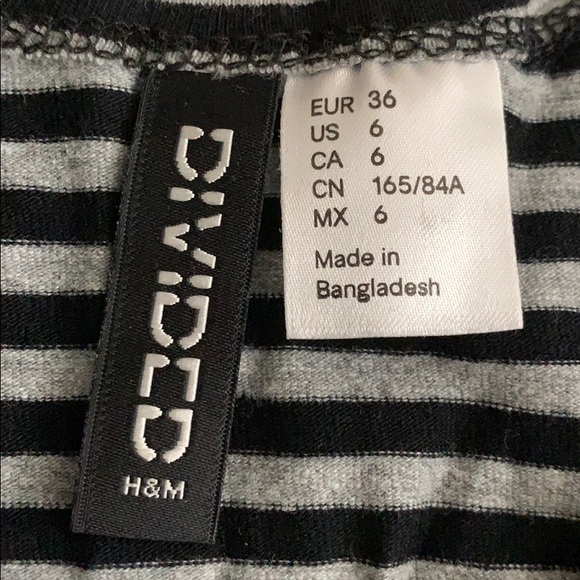 Divided black and gray fitted dress. By H&M. - Picture 3 of 4